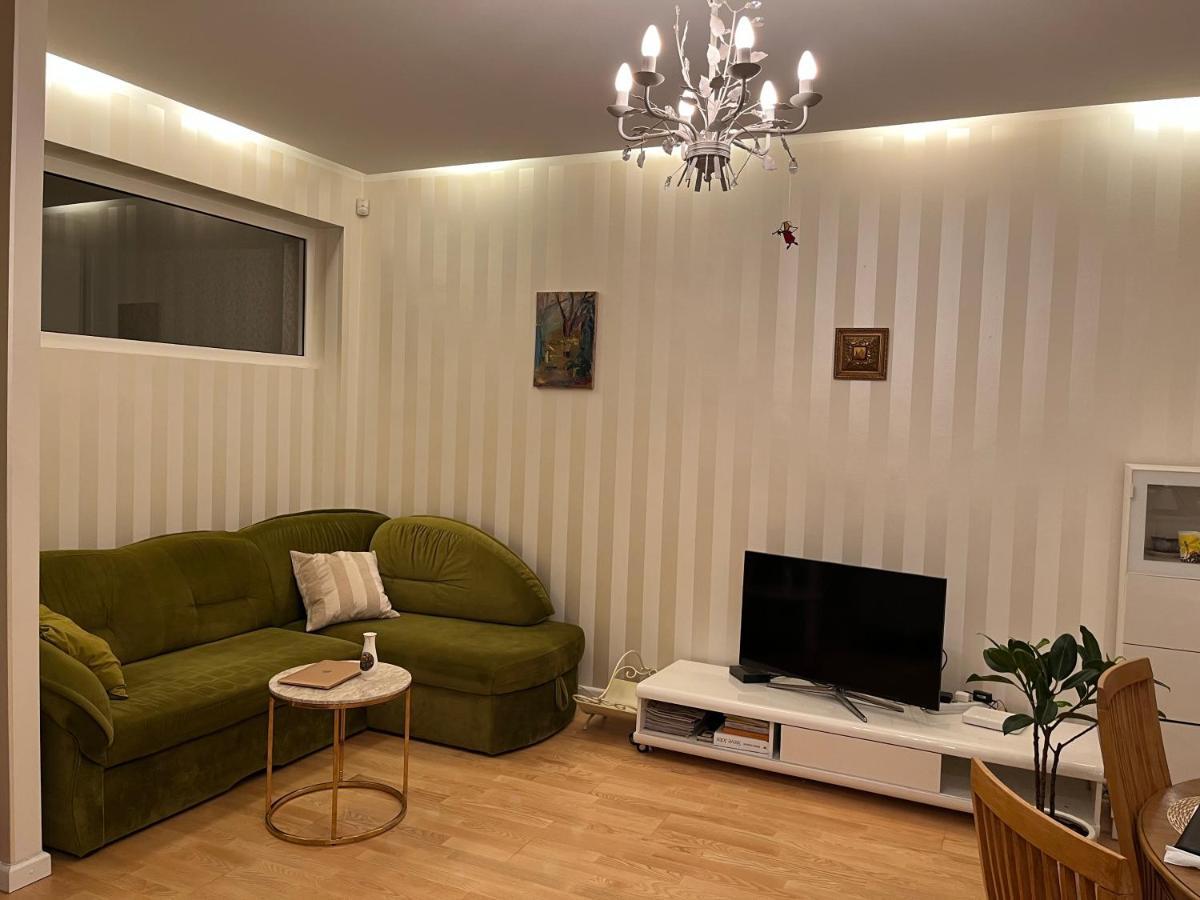 Provence Style Apartment In Old Town Klaipeda Exterior photo